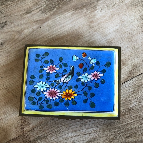 ENAMEL BRASS Beautiful Vtg Handpainted Trinket Box - Picture 8 of 8